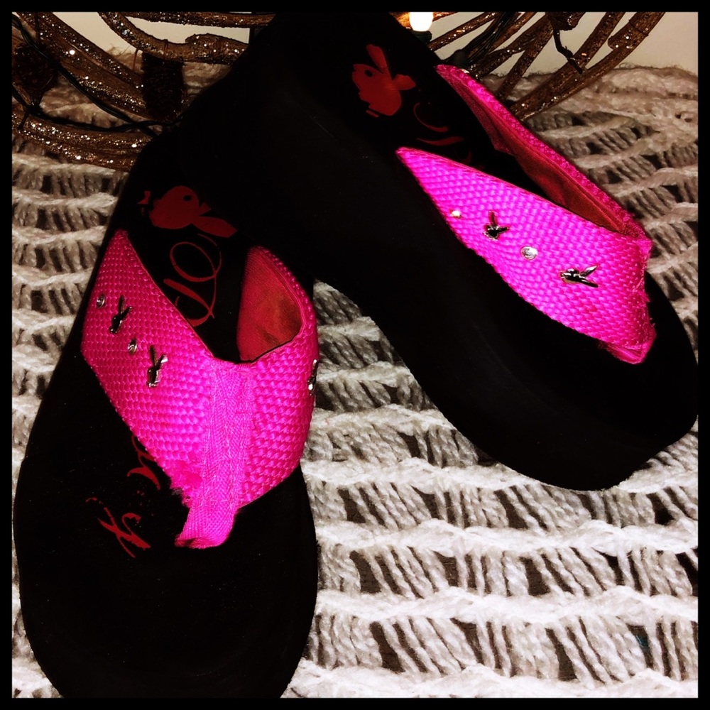 💕Hot Pink Playboy Wedge Platform Sandals🖤